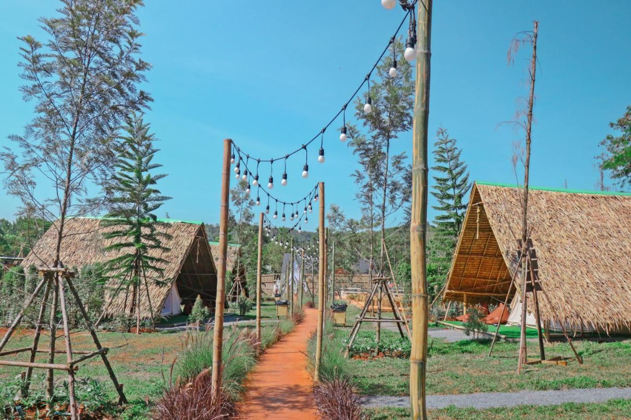 Yellowstone Camps Resort Khao Yai Pak Chong Buitenkant foto