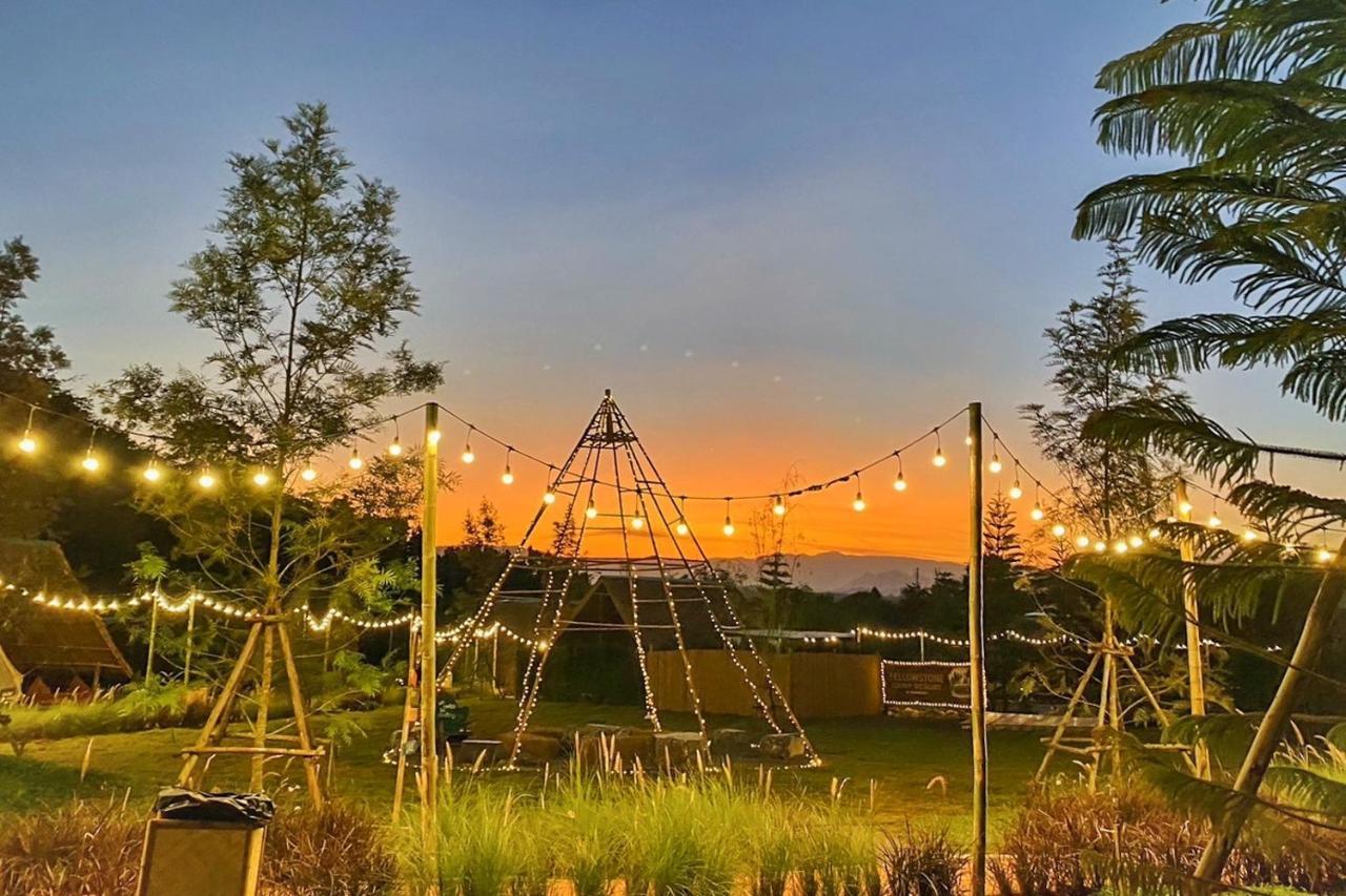 Yellowstone Camps Resort Khao Yai Pak Chong Buitenkant foto