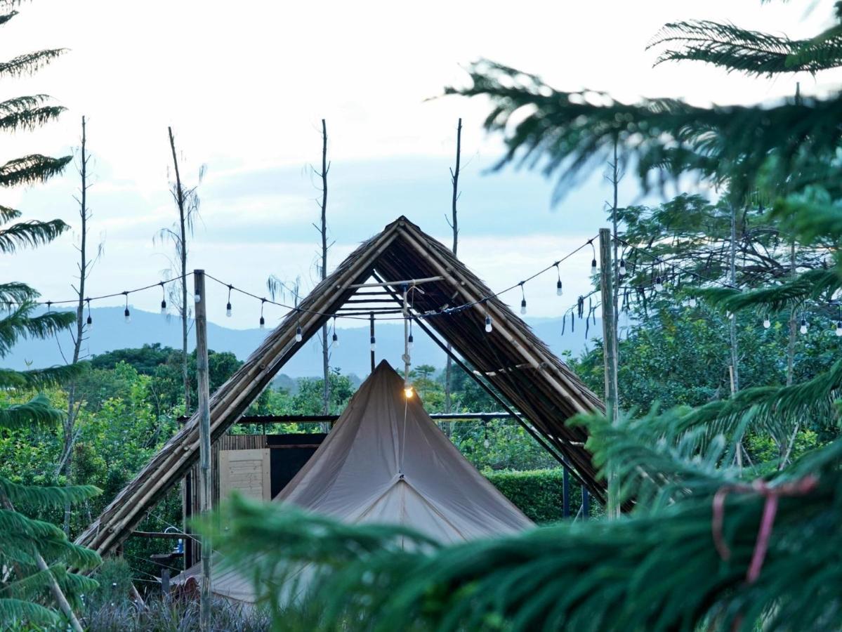 Yellowstone Camps Resort Khao Yai Pak Chong Buitenkant foto
